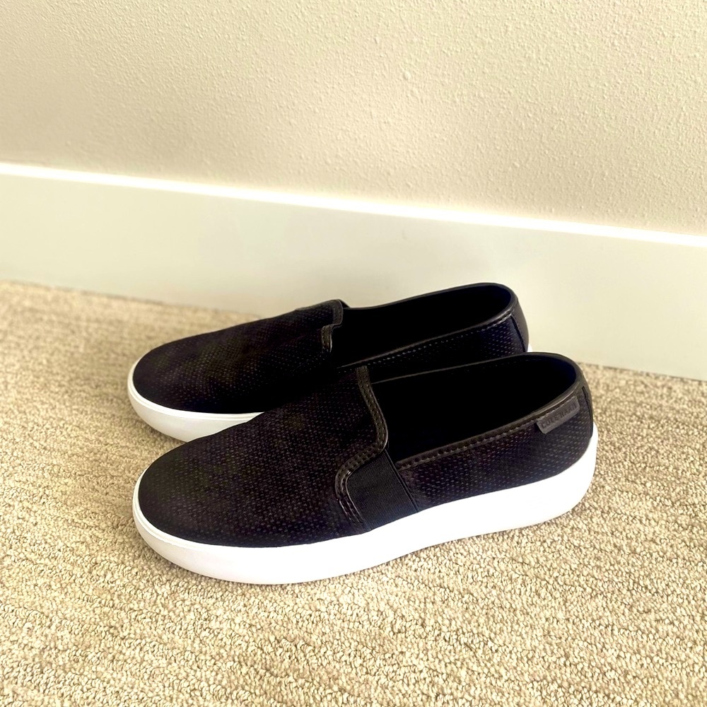 Black Cole Haan slip on shoe size 9